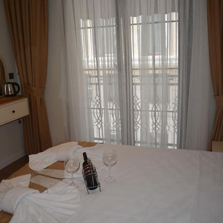 Garden Elisa Hotel Istanbul Exterior foto